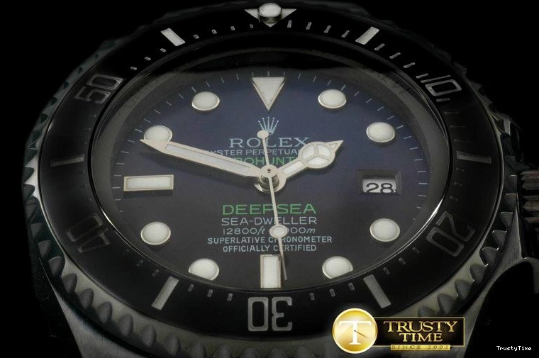 0705 ROLSD048A – Deep Sea Blue Dweller Packable 1003